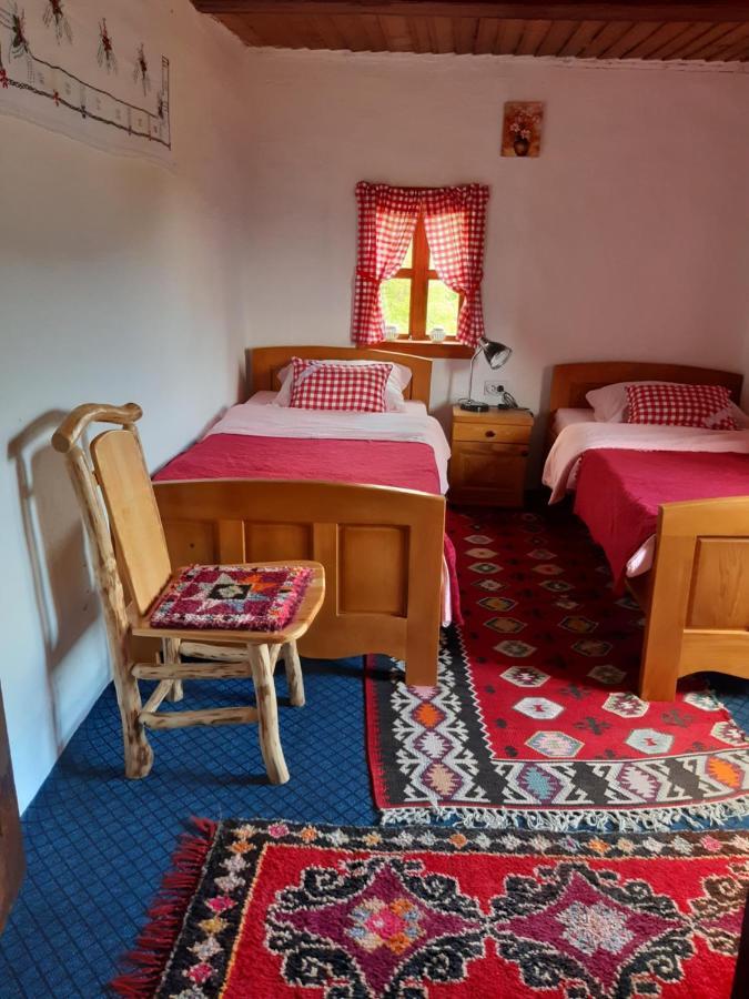 Etno Guest House Lalovic تجينتيستيه المظهر الخارجي الصورة