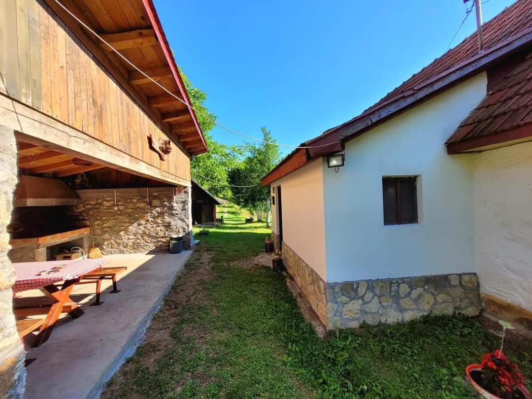 Etno Guest House Lalovic تجينتيستيه المظهر الخارجي الصورة